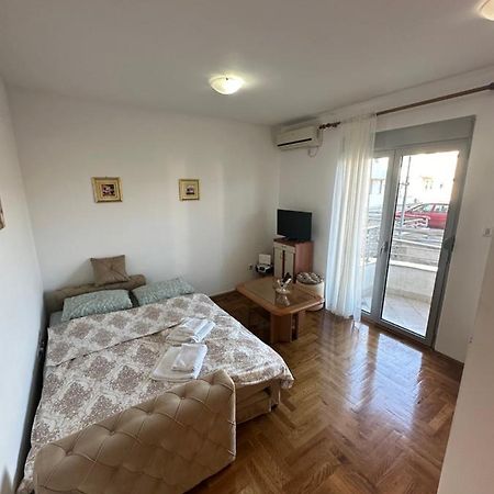 Apartment Stex 4 Ποντγορίτσα Εξωτερικό φωτογραφία